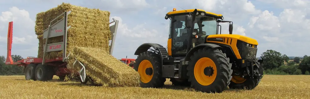 JCB Fastrac 4220 thumbnail 3
