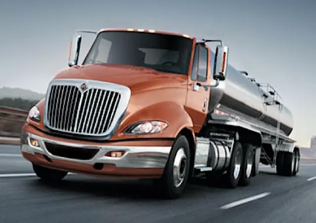 International PROSTAR 113 Day Cab Cummins ISX15 4x2