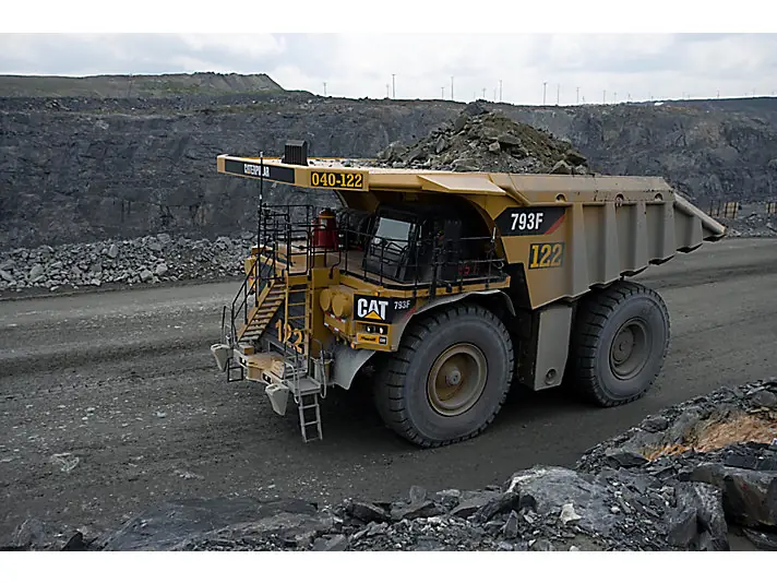 Caterpillar 793F thumbnail 3