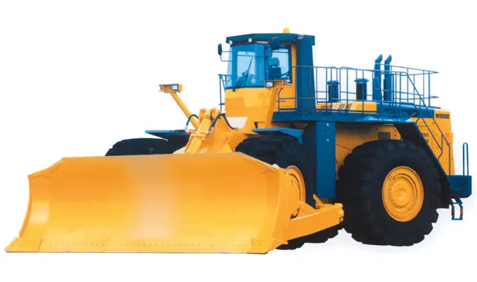 Komatsu WD900-3