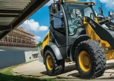 John Deere Construction 204 K