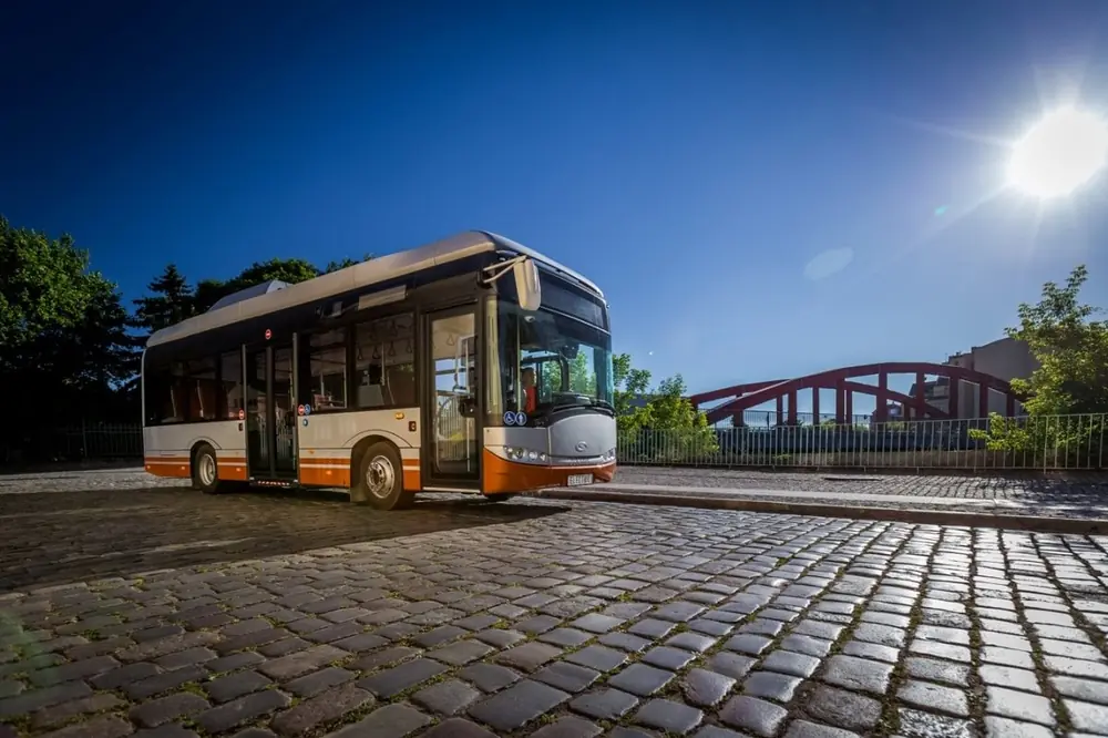 Solaris Urbino 8,9 LE electric thumbnail 2
