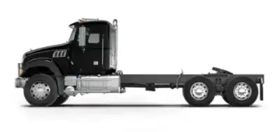 Mack Granite 36" Sleeper MP7 6x2 thumbnail 5