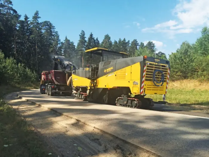 Bomag BM 2500/75