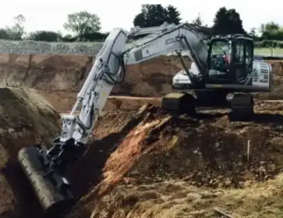 Kobelco SK 210 H NLC 10 thumbnail 15
