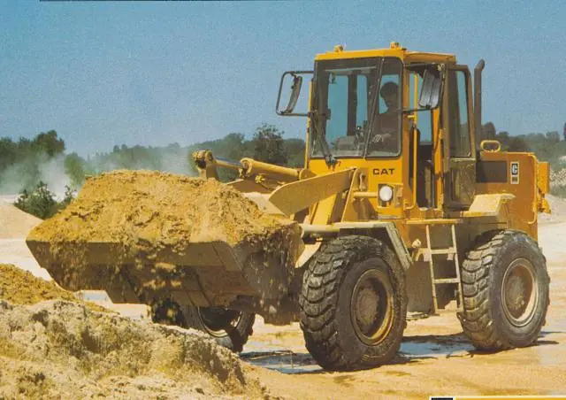 Caterpillar 916