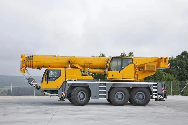 Liebherr LTM 1055-3.2 thumbnail 12