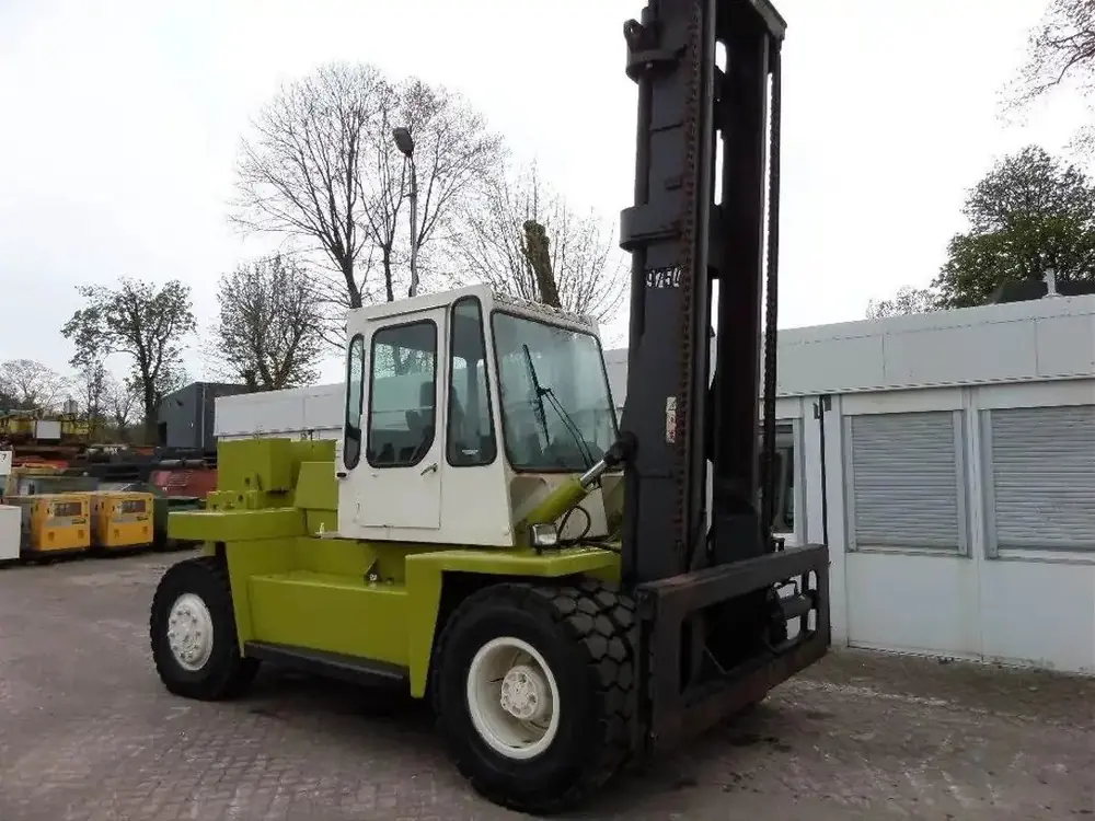 Clark DPL 136 LPG