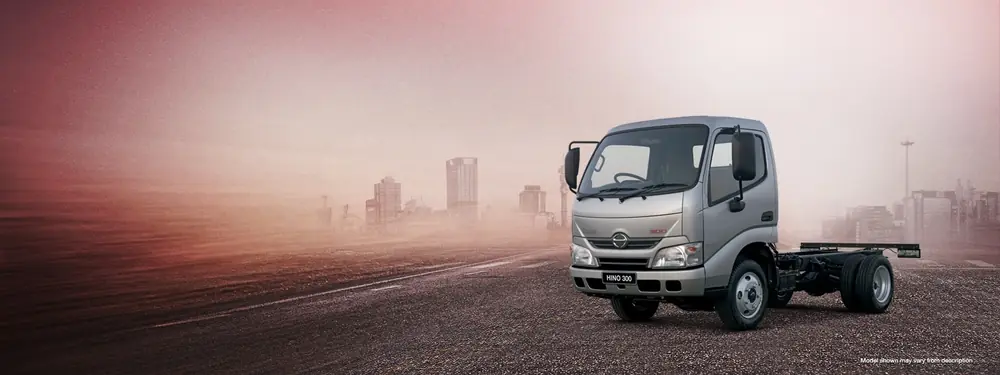 Hino 300 916 LWB MT