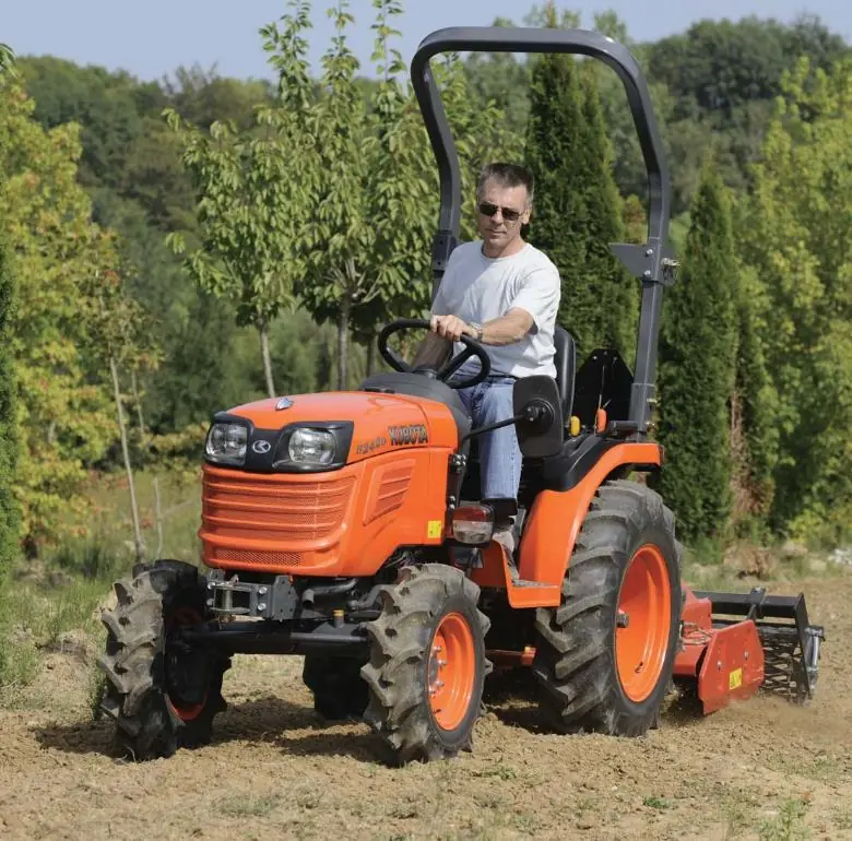 Kubota B 2420