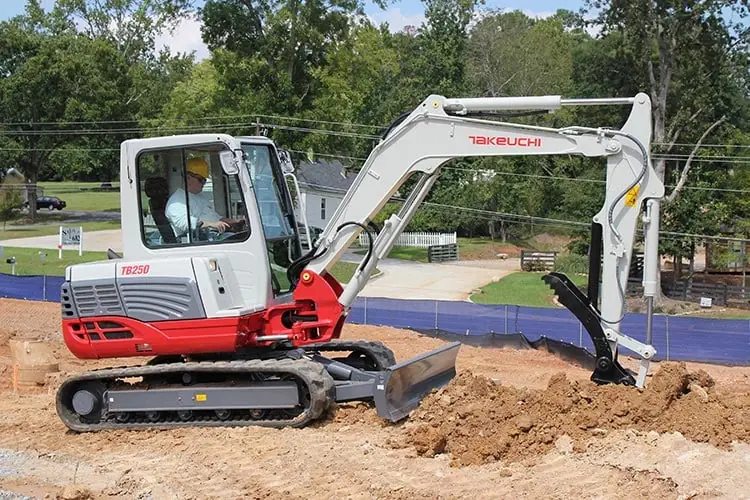 Takeuchi TB 250 thumbnail 3