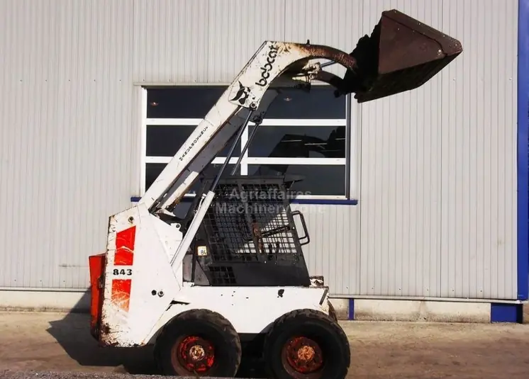 Bobcat 843