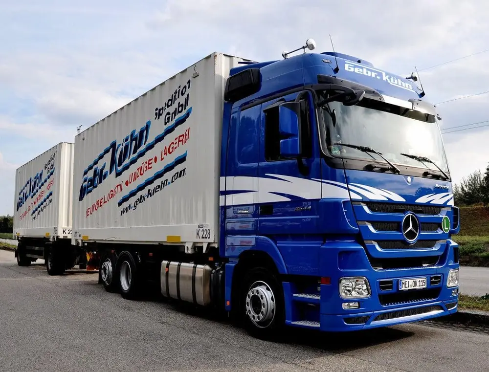 Mercedes-Benz Actros 2544 LS 6x2 thumbnail 2