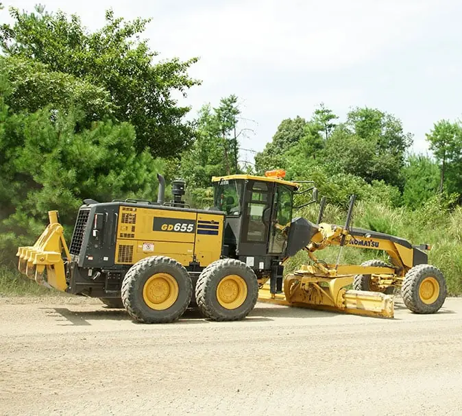 Komatsu GD655-7