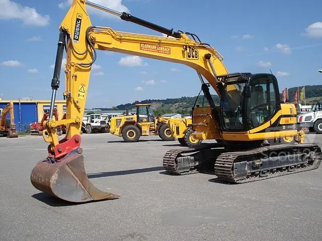 JCB JZ 235 LC