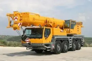 Liebherr LTM 1090-4.1 (8x6x8)