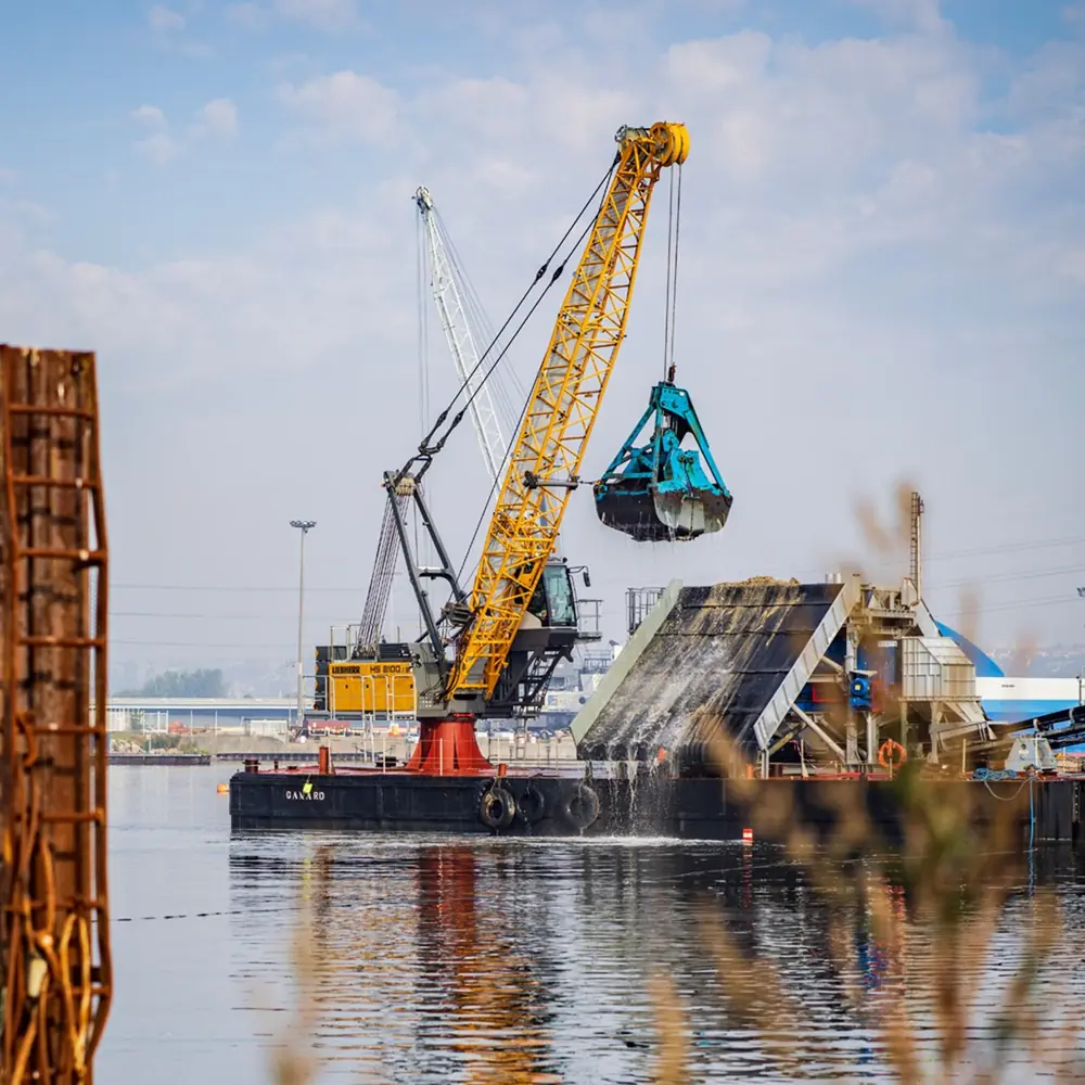 Liebherr HS 8100.1 thumbnail 4