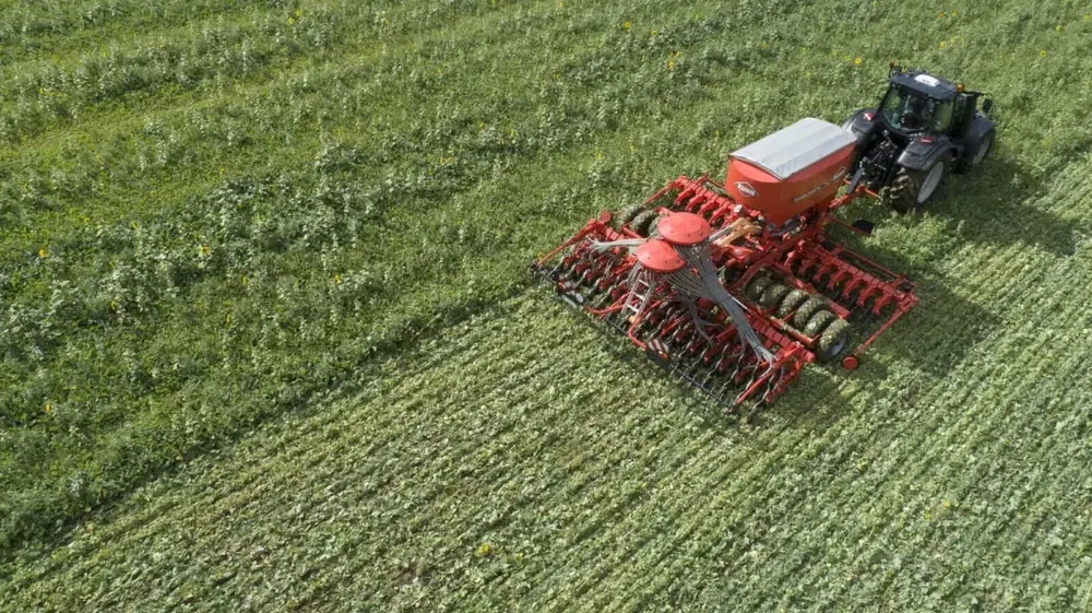 Kuhn Aurock 6000 R 32 thumbnail 6