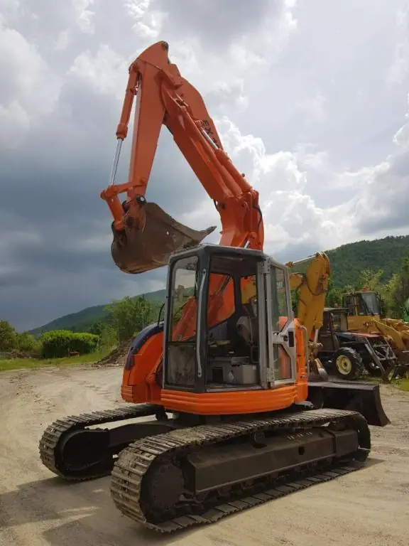 Fiat-Hitachi EX 135 UR