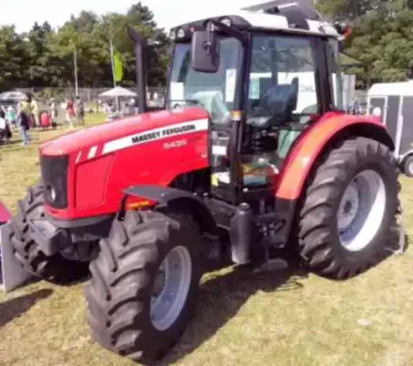 Massey Ferguson MF 5435 Freisicht