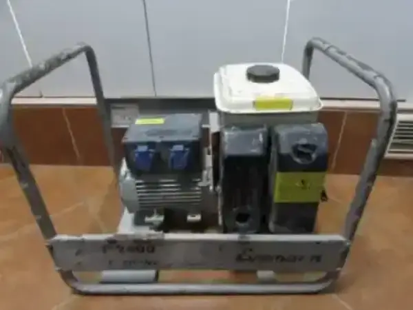 Eisemann E 2400