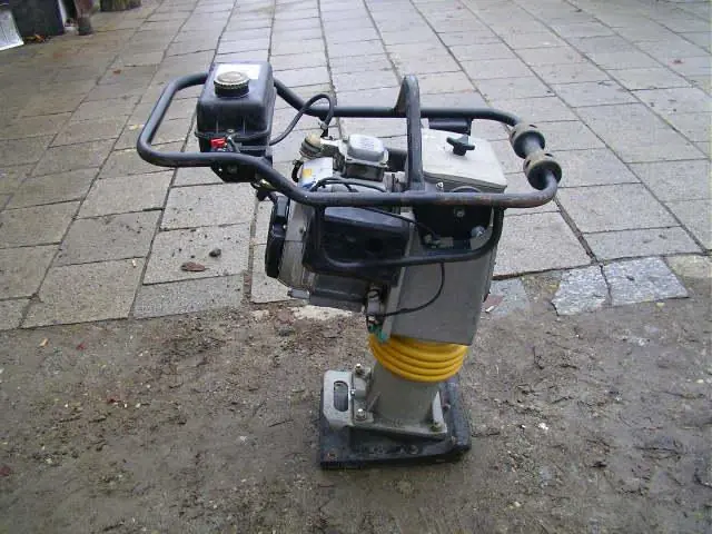 Vibromax VMR 75