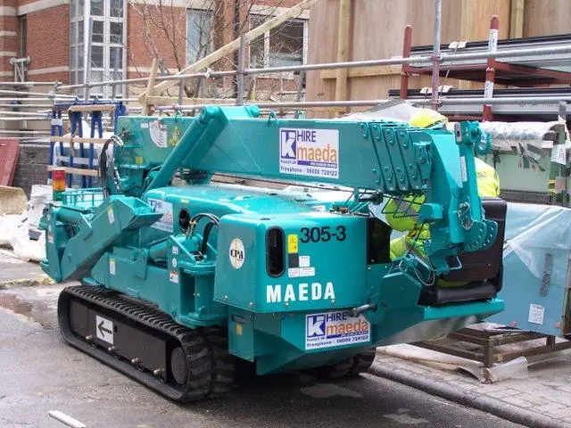 Maeda MC 305 CRM * thumbnail 6