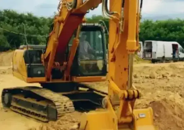 Case CX 230 B