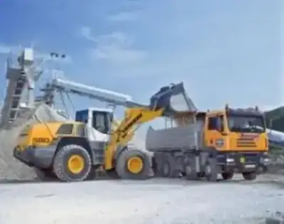 Liebherr L 586