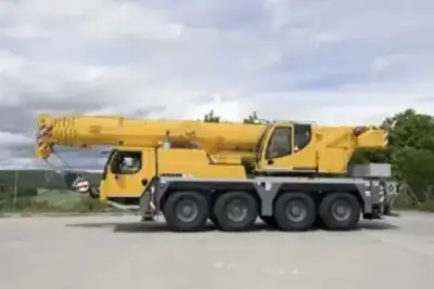 Liebherr LTM 1070-4.2 thumbnail 10