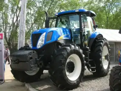 New Holland T 7060 (800)