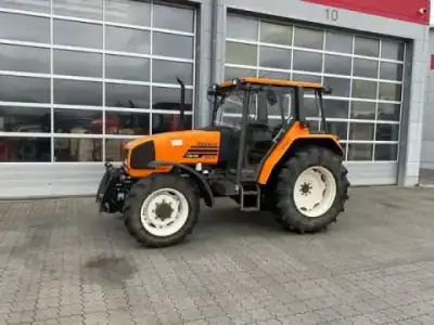Renault Ceres 325 X