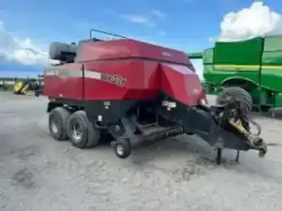 Case IH LBX 331 IS TA