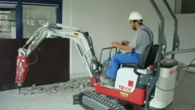 Takeuchi TB 108 Hybrid thumbnail 2