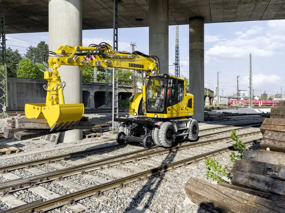 Liebherr A 922 Rail Litronic thumbnail 4