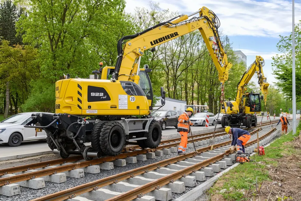 Liebherr A 922 Rail Litronic thumbnail 5