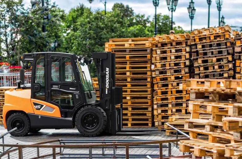 Doosan D45S-9 thumbnail 3