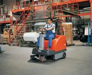 Hako Jonas 900 V