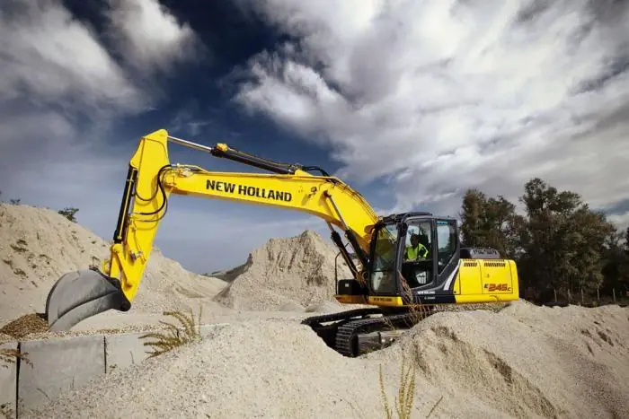 New Holland E245C LC thumbnail 2