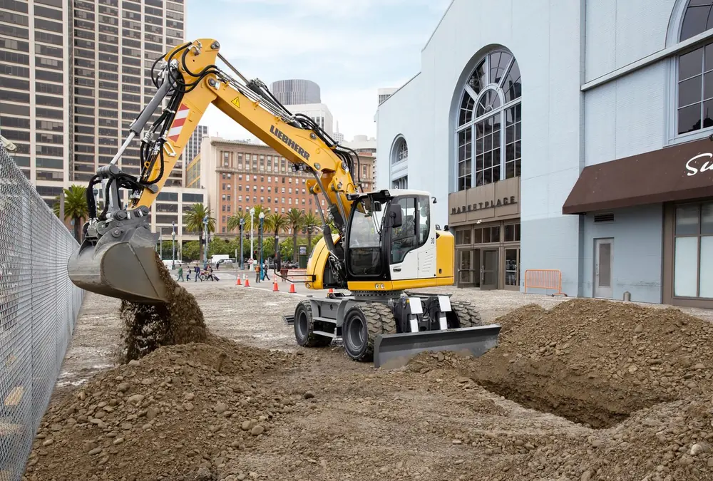 Liebherr A 913 Compact Litronic G6.0