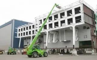 Merlo Panoramic P 45.18 HM