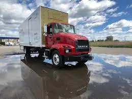 Mack MID-LINER 103" BBC Conventionl CS300P RVI E3-220 4x2