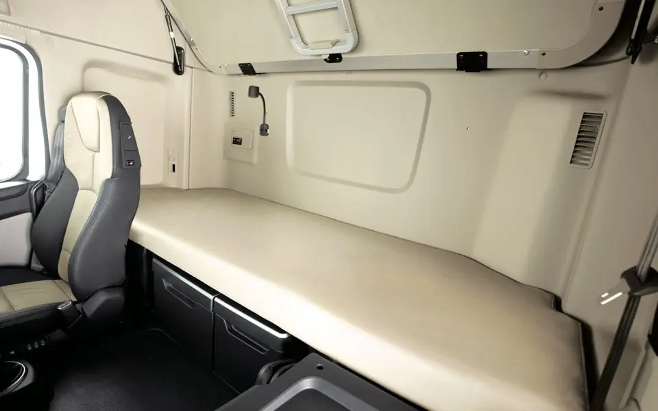 Hyundai Commercial Vehicles P520.64 D6CC41 thumbnail 3