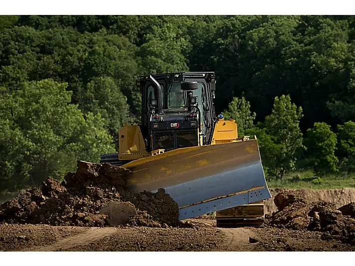 Caterpillar D6