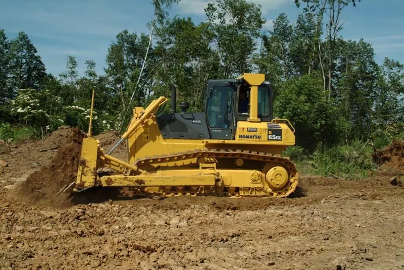Komatsu D65PX-15
