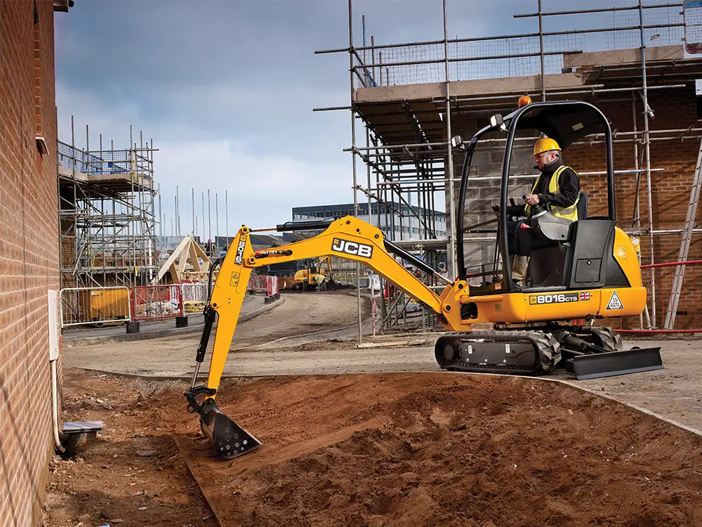 JCB 8016 CTS thumbnail 2