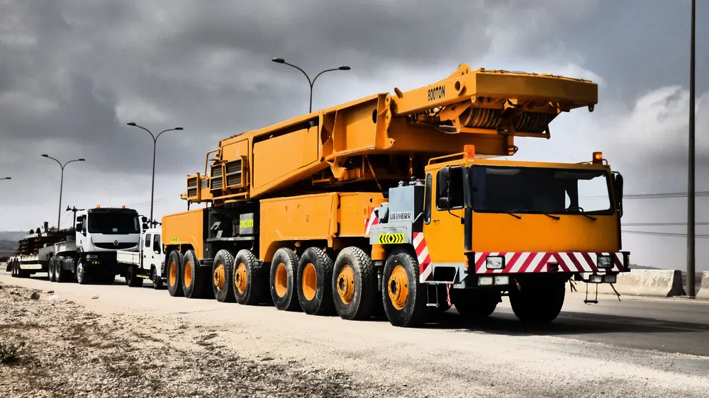 Liebherr LTM 1800 (16x8x12)