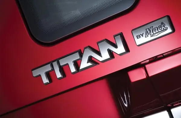 Mack TITAN Day Cab ISX 550 6x4 thumbnail 16