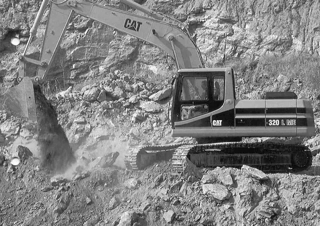 Caterpillar 320 L thumbnail 2