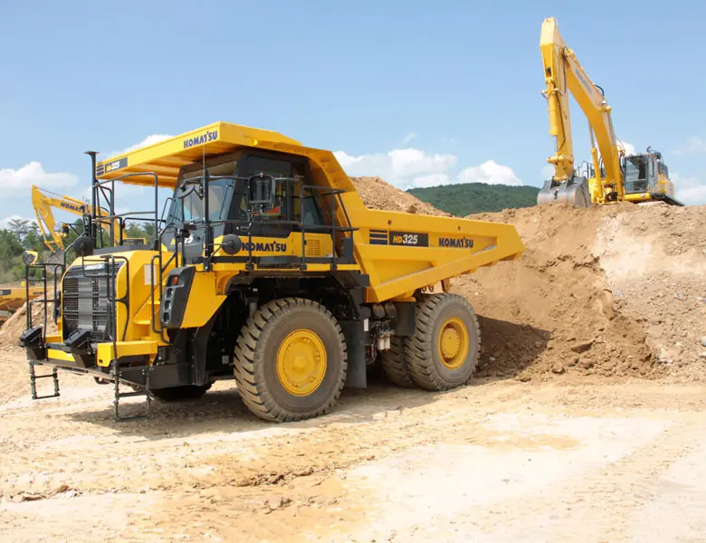 Komatsu HD325-8E0 thumbnail 3